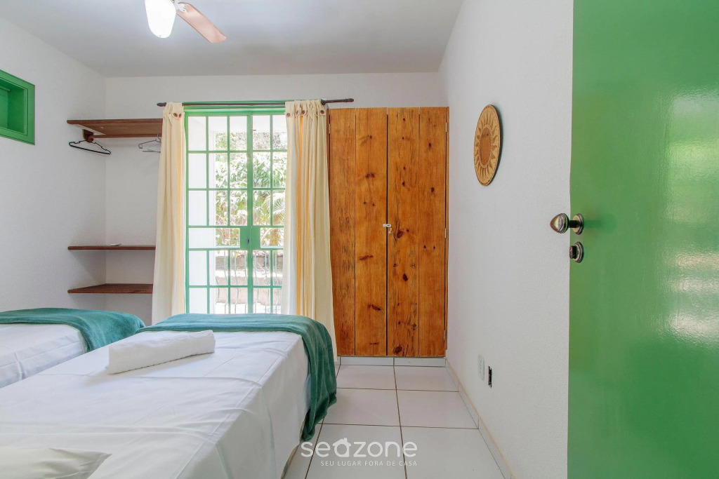 Apto Com Piscina Prox Da Praia De Araçaípe Adm0104