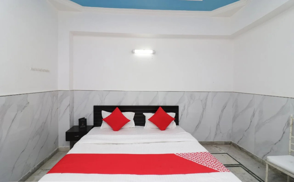 Tribhuvan Palace by OYO Rooms