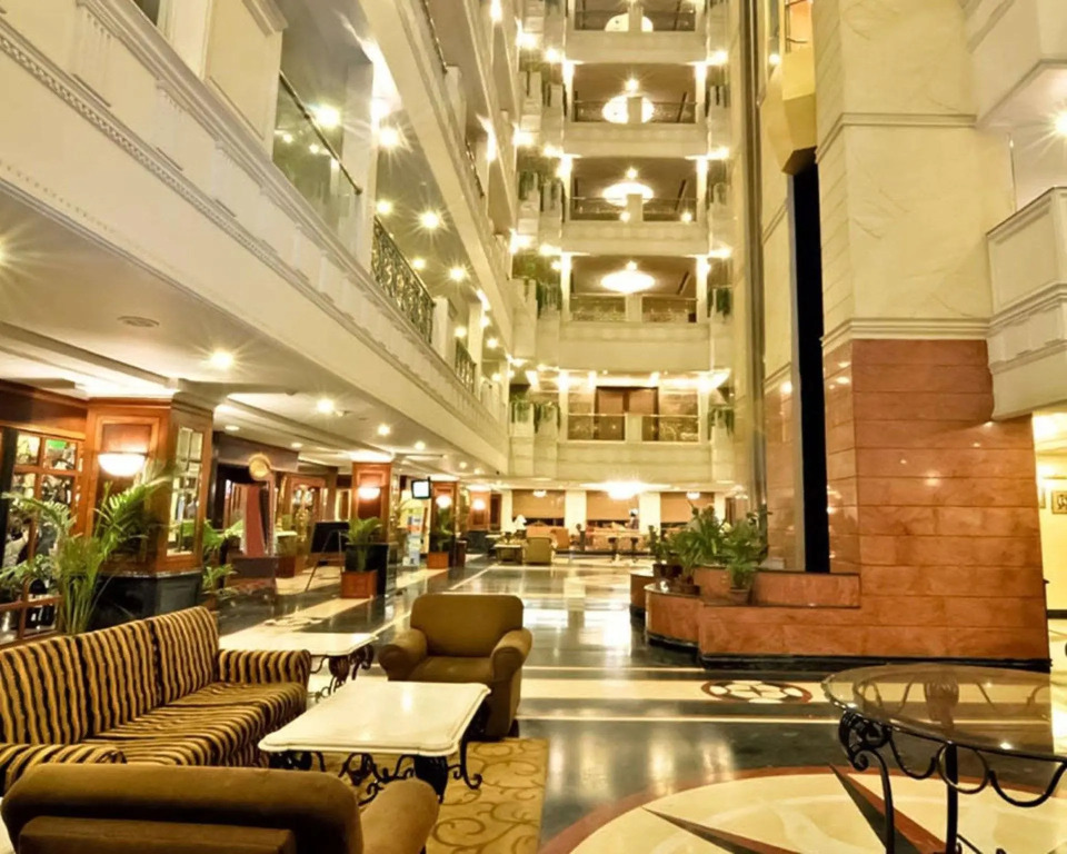 Quality Hotel D V Manor