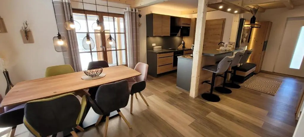 Hochalmbahnen Chalets 1-19, Silberdistel, nahe Gondel, mit Wallbox
