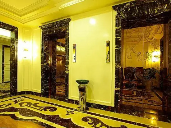City Vogue Hotel