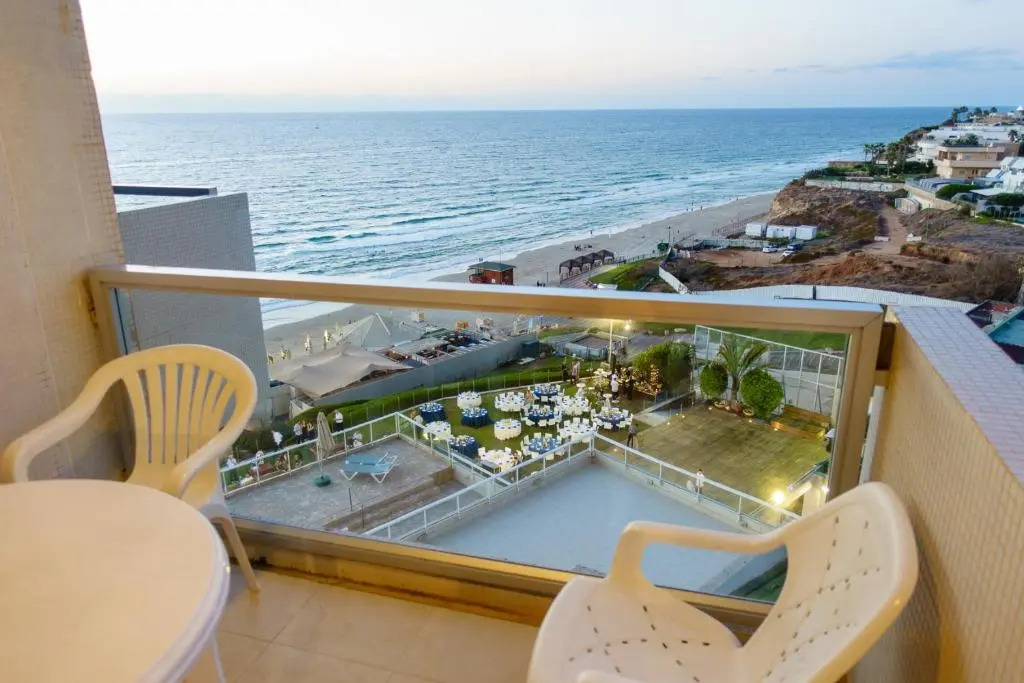 Herzliya Sea View Hotel Apartment