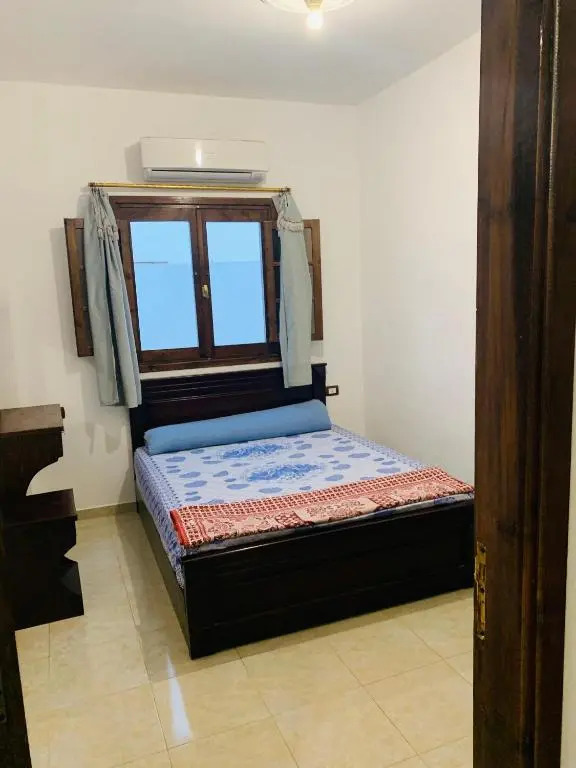 Relaxing 2-bdrm with strong Wi-Fi and private garden
