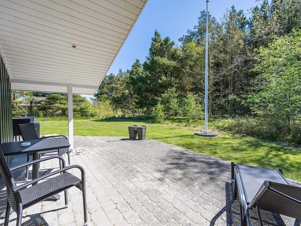 6 Person Holiday Home in Norre Nebel
