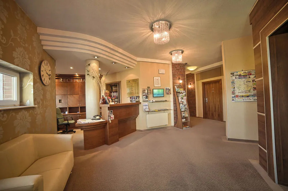 Grot Hotel