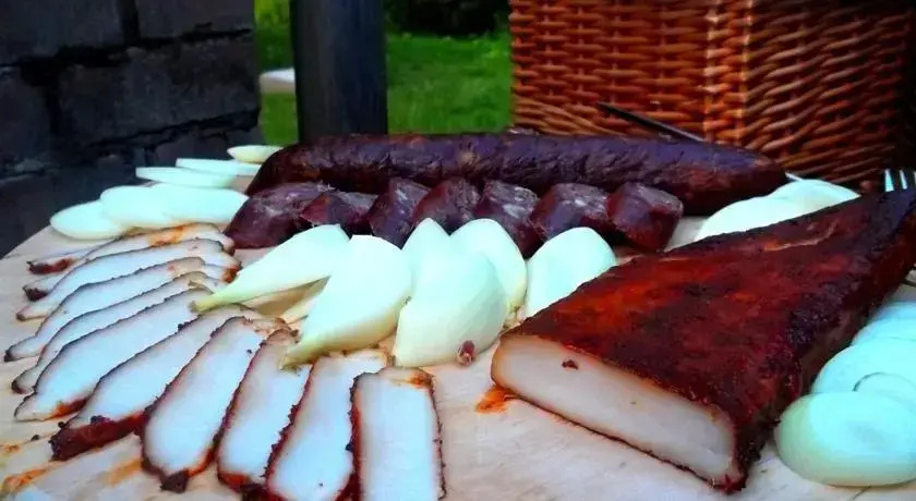 Leśny Dworek Ośrodek Przyjazny Rodzinom z Dziećmi