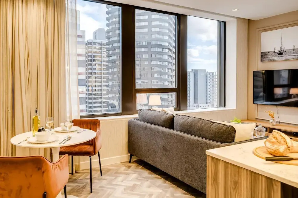 1bed Apt in Cape Town CBD City Suite 1602