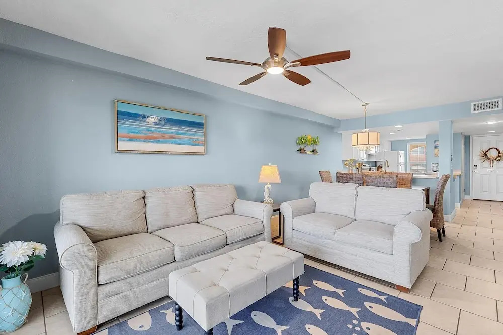Point East 320