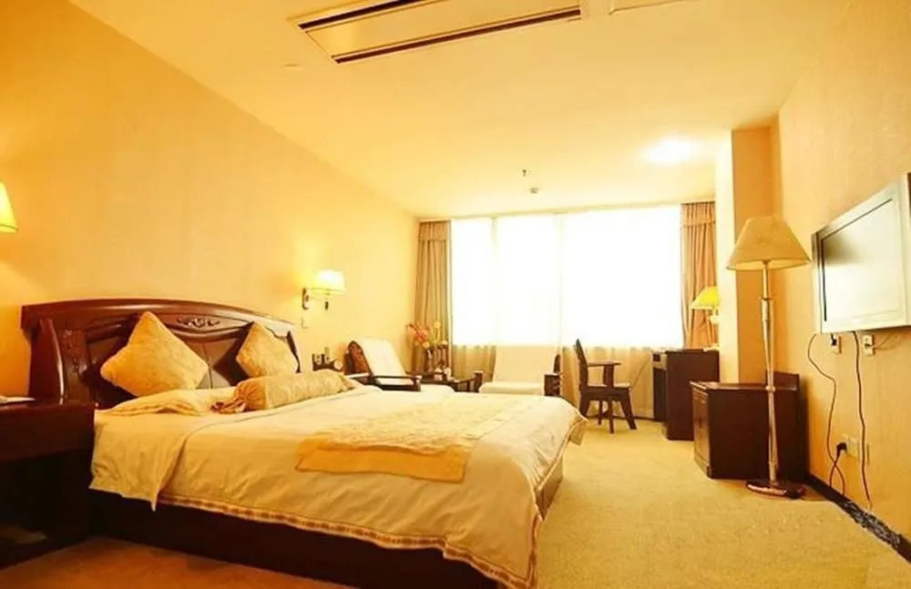 Yuexin Holiday Hotel