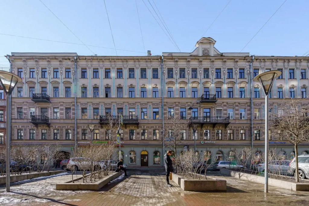 Апартаменты на улице Большая Московская 1-3