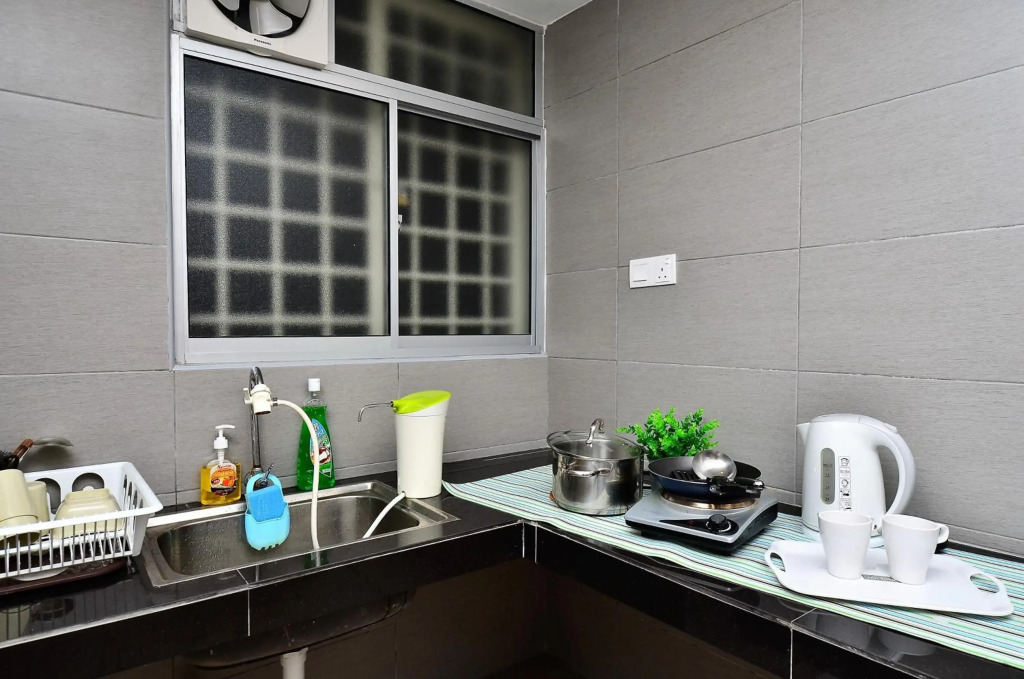Menjalara Share House 中文房东-Room Only