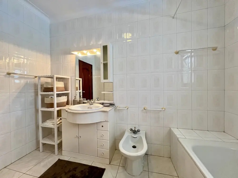 Vilamoura White House Villa With Pool by Homing