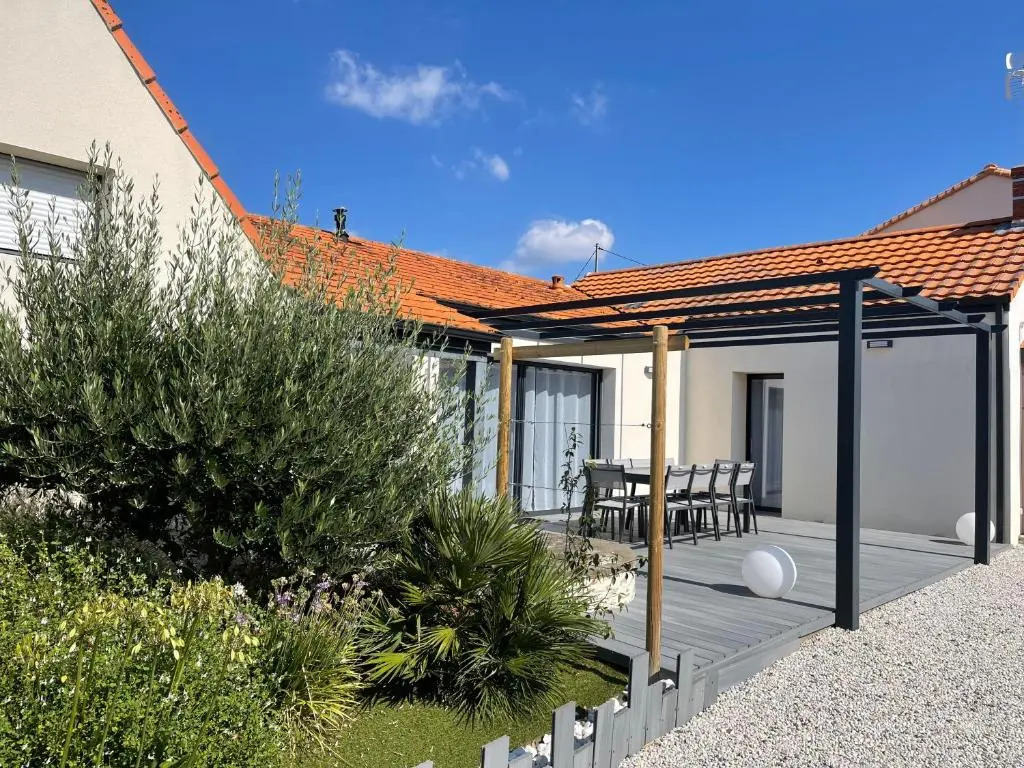 Maison Moderne Avec Jardin a 750m de la Mer