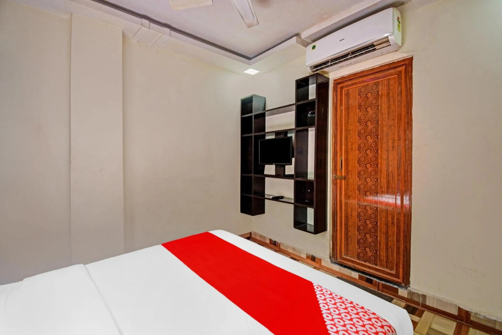 OYO Flagship 80512 Hotel New Aamaze Inn