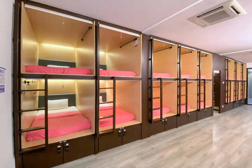 OYO 89809 Sogor Girls Dormitory