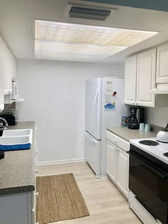 165 Jefferson by Coastal Vacation Properties