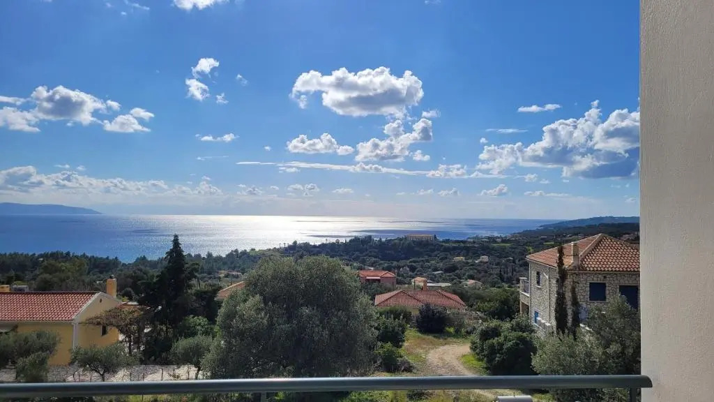 Evangelia's Residence - 3 Bedroom Sea View Apartment