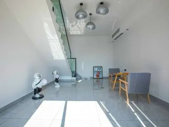 Guanlan Residence, Weizhou Island (Catholic Church Shell Beach Branch)