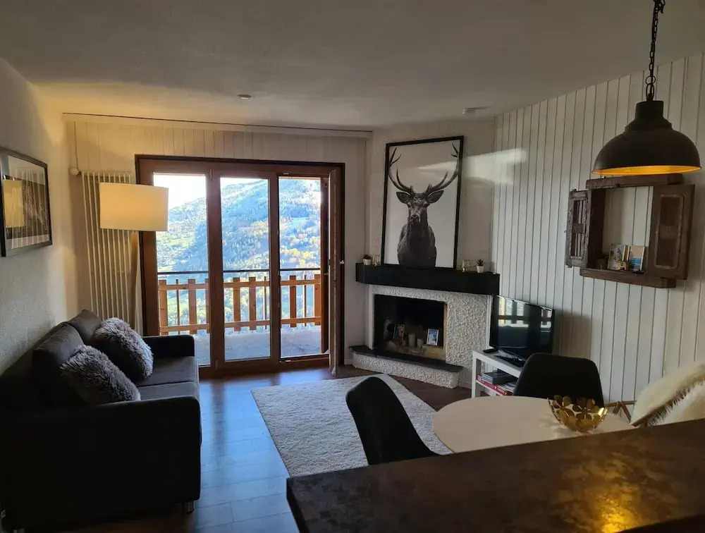 Flat in Veysonnaz Near Ski Lift & Valley Views