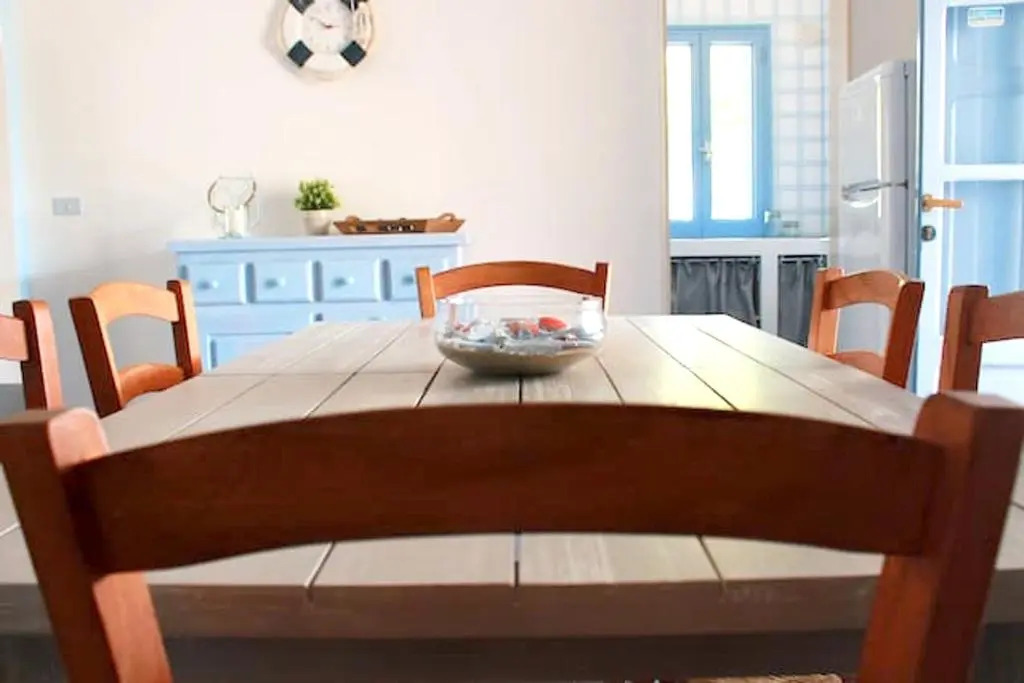 House with 3 bedrooms in Monopoli with enclosed garden and WiFi 30 m from the beach