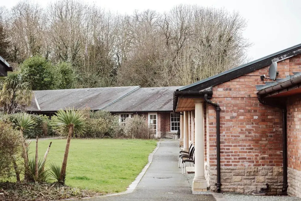 Idyllic Cottage Escape With Garden, No Deposit
