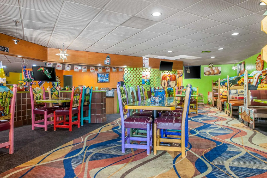 Quality Inn Conference Center Logansport