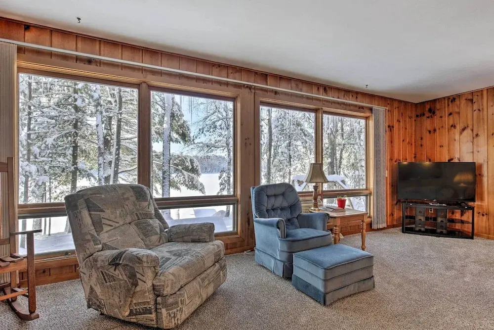 Serene Woodruff Cottage: Lakefront Access!