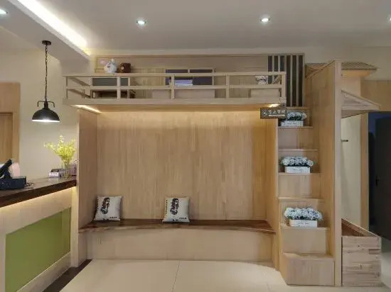 Shuiyue Qinghua Hotel