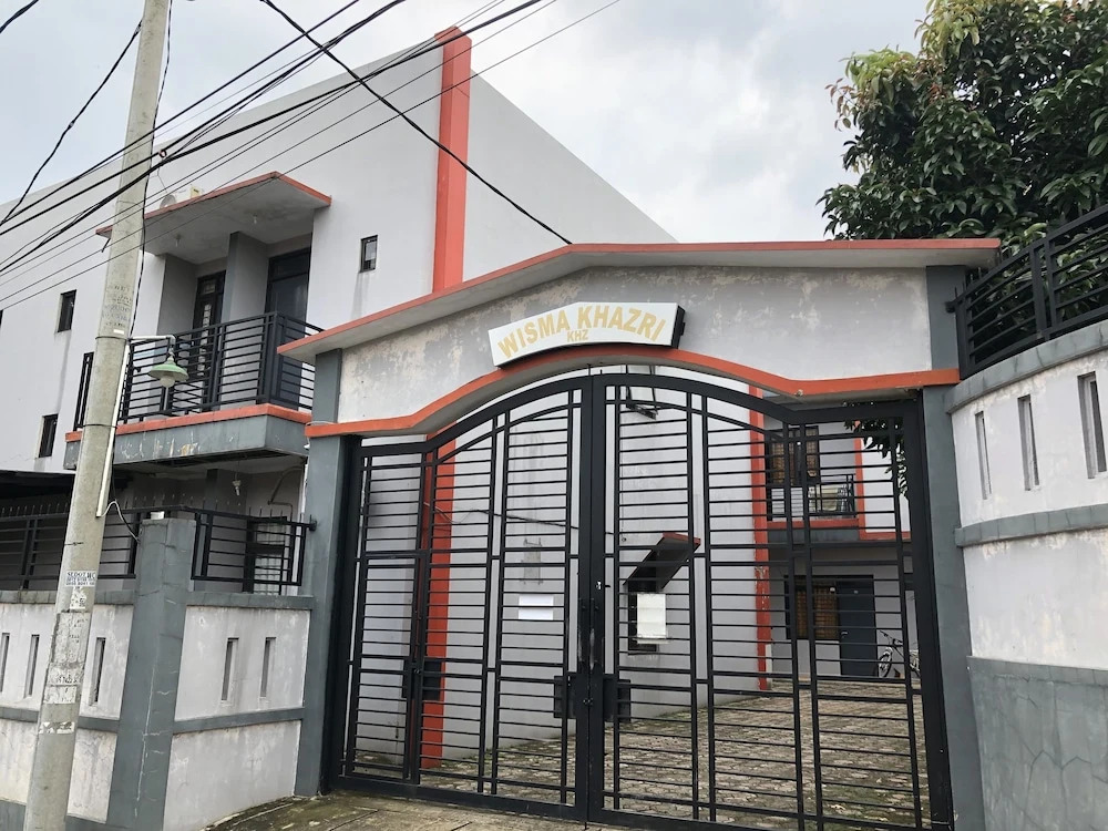 OYO 2770 Zleepy Wisma Khazri