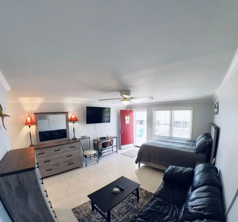 10 Cherry Bay - Robert Zuehl