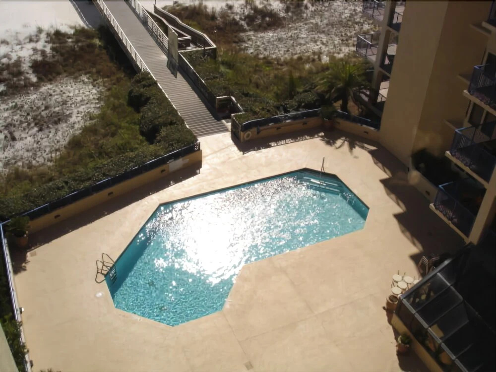 Four Seasons 704e
