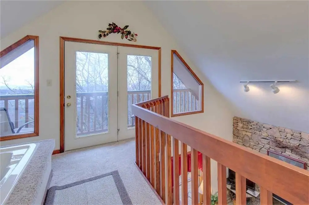 Bear Trails - Two Bedroom Cabin