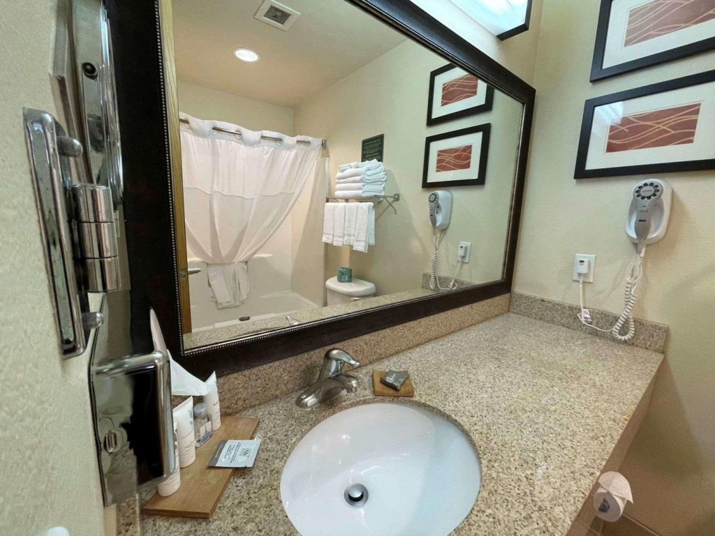 Country Inn & Suites by Radisson, Bend, OR