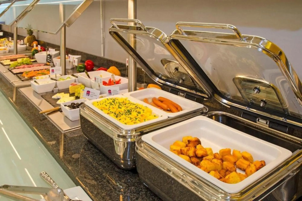 Отель Premier Inn Hannover City University hotel