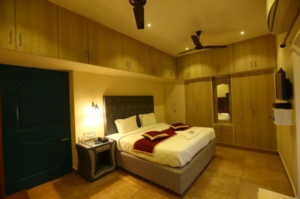 Zingle Stay Airport Hotel