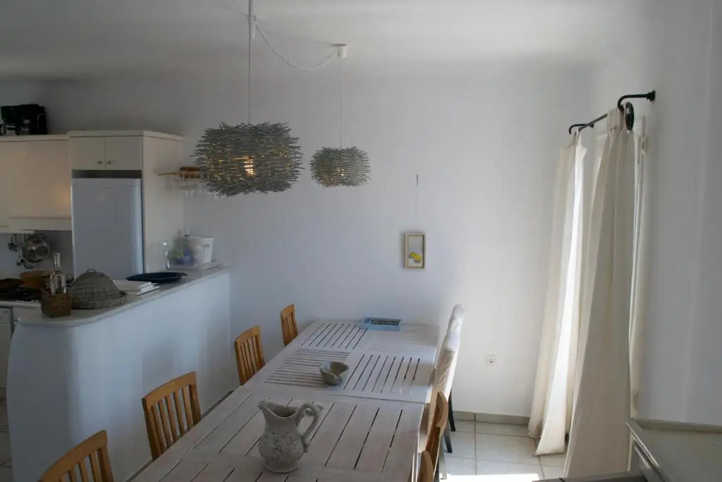 Nafsika 4Bedroom Sea View House