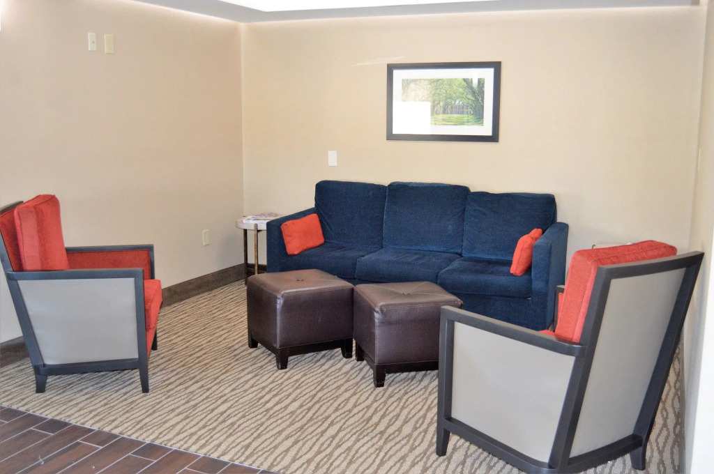 Comfort Inn & Suites Covington - Mandeville