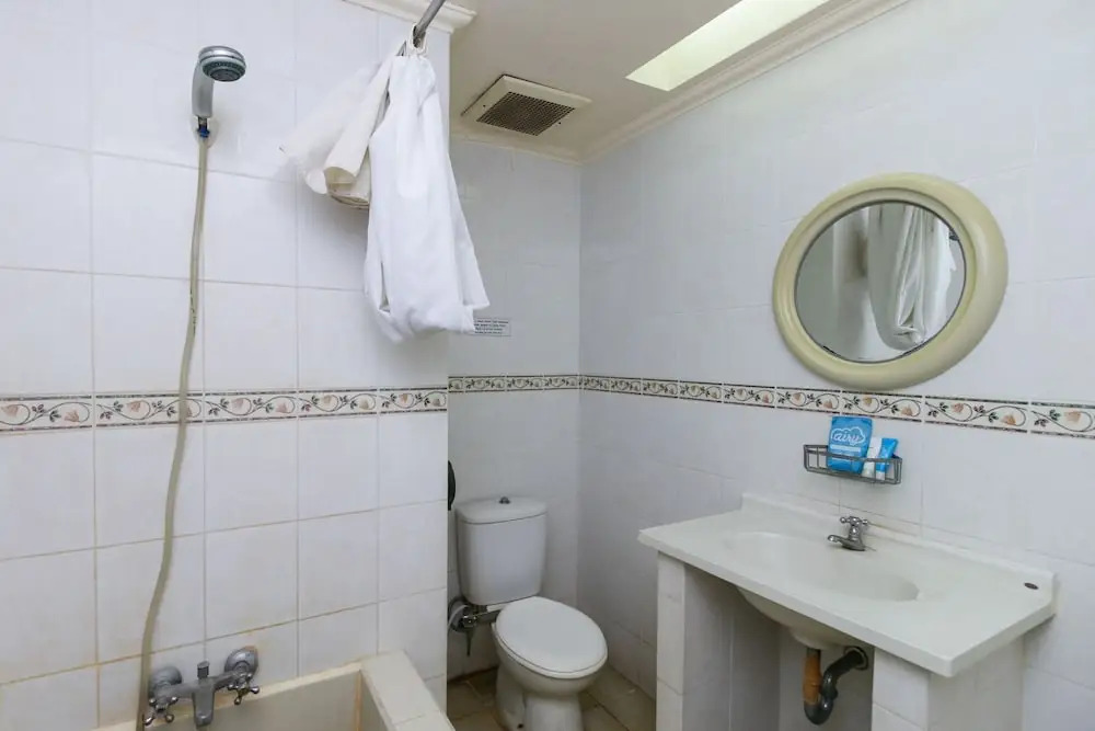 Airy Legian Melati Lebak Bene 15X Bali