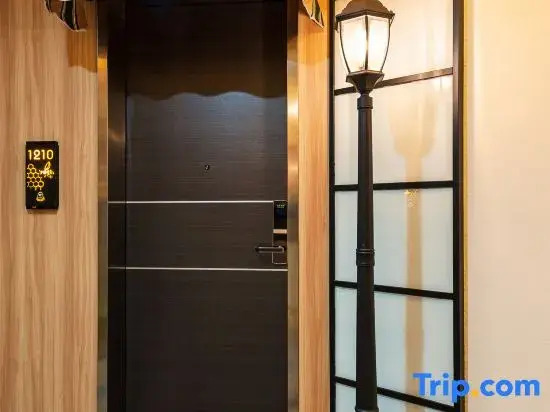 Wells Hotel (Foshan Yongrun Plaza Store)