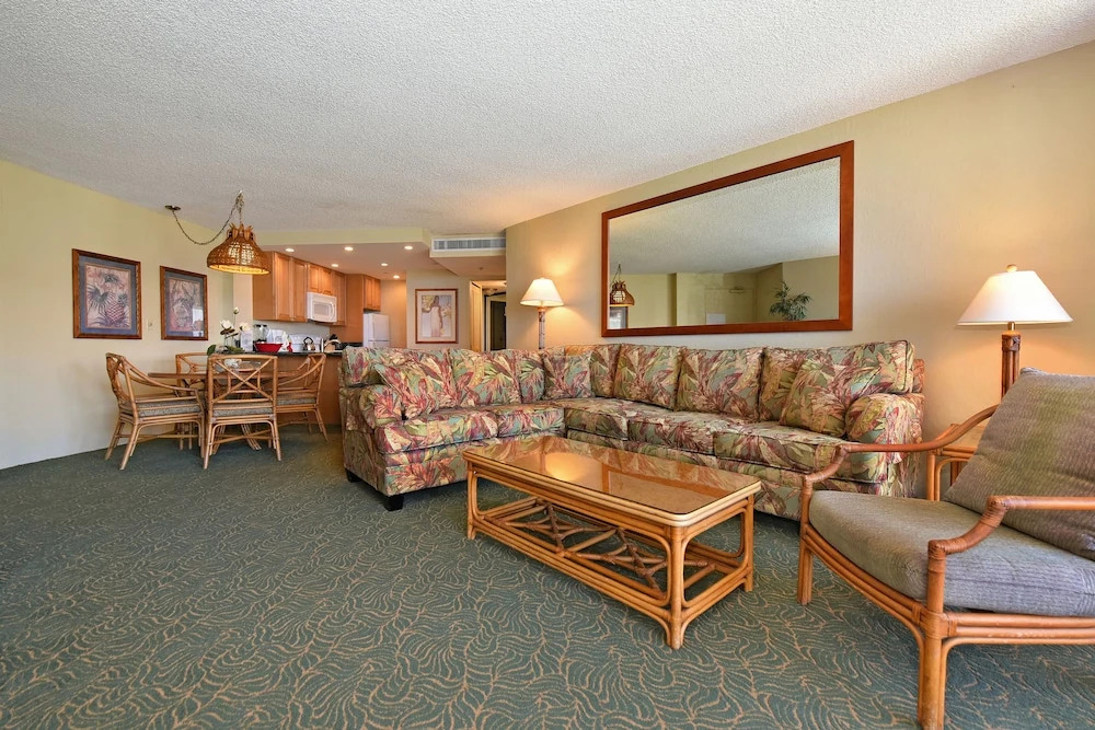 Kaanapali Shores 819 1 Bedroom Condo