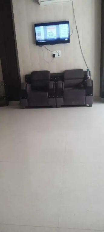 Virendra Palace Guest House