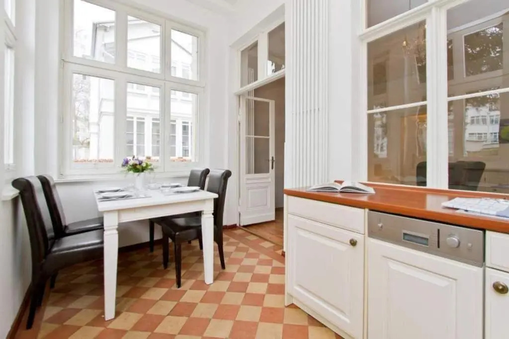 Villa Hartmann Drewitz App 01