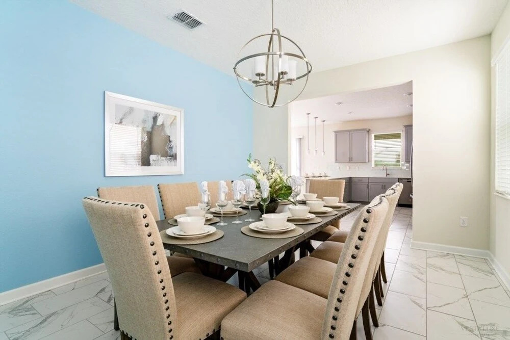 Glamorous 6-Bed With Private Pool/Spa home