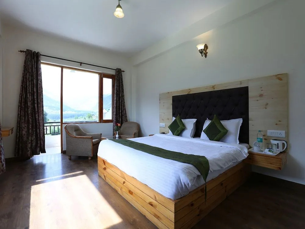Aash Manali Retreat Spa & Resort