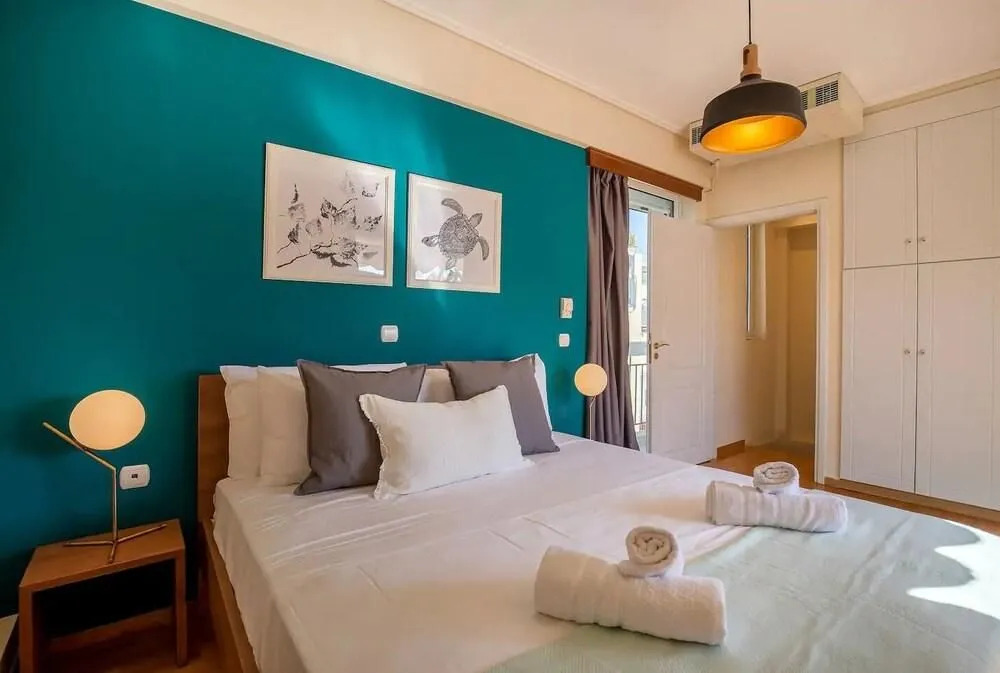 Stylish one-bedroom maisonette in Mets