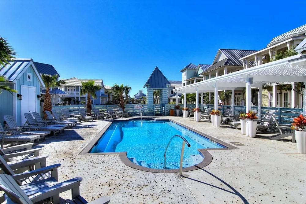 Cinnamon Shore- Southern Palms 119 ST