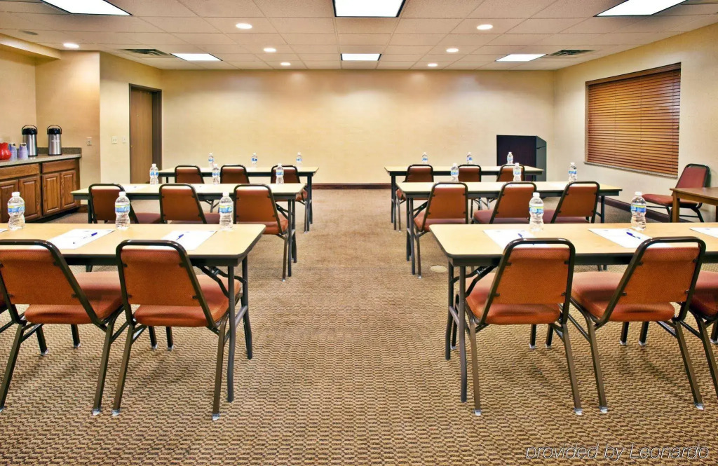Holiday Inn Express & Suites Jacksonville by IHG