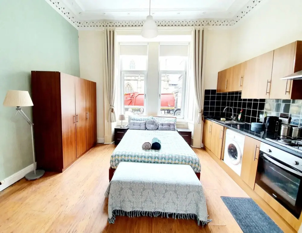 Modern Studio In The Heart Of City