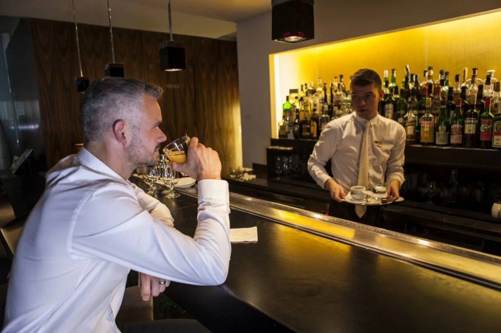 Hotel Avance