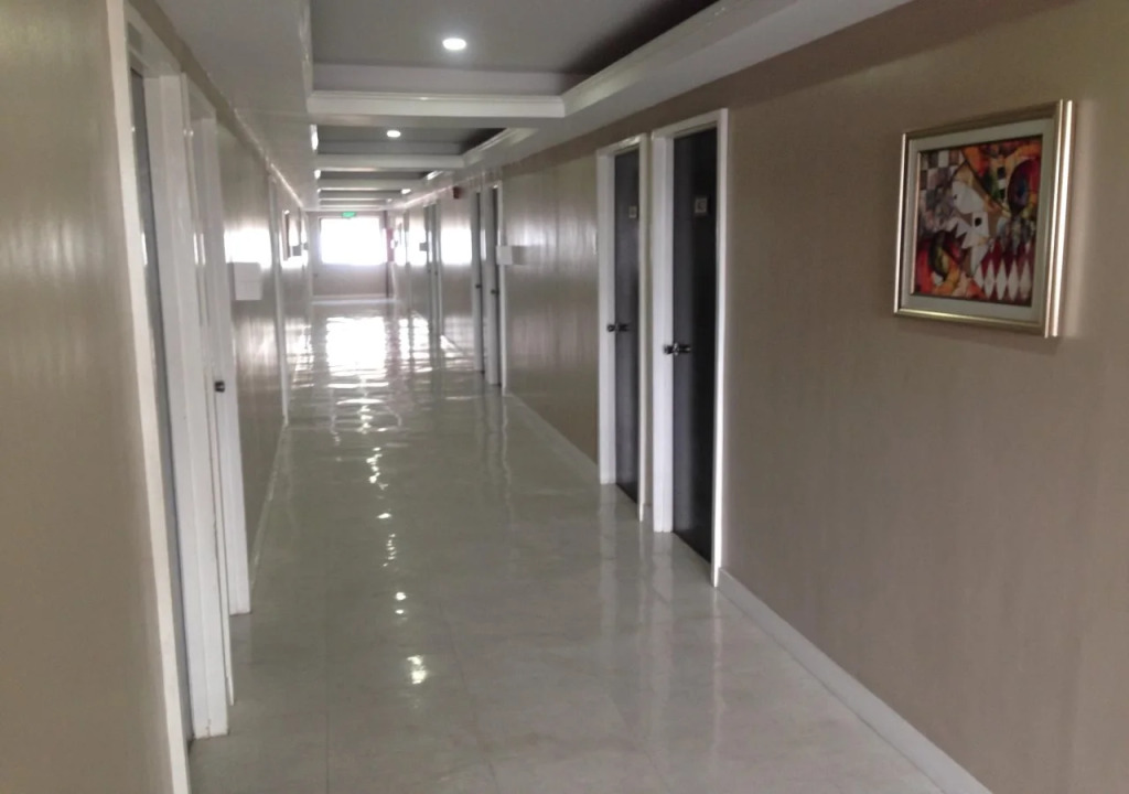 Ridgecrest Gardens Hotel